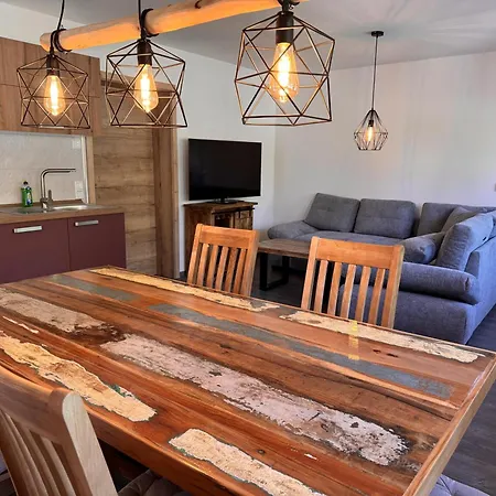 Barbarine Nyaraló Schöna