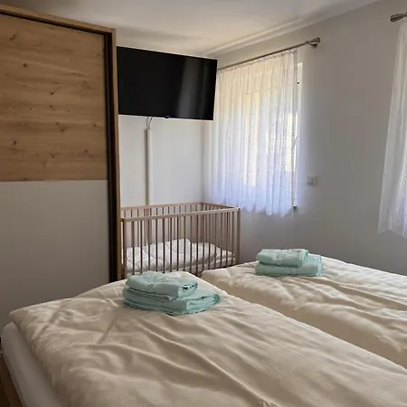 Nyaraló Barbarine Schöna