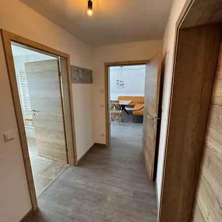 Nyaraló Barbarine *